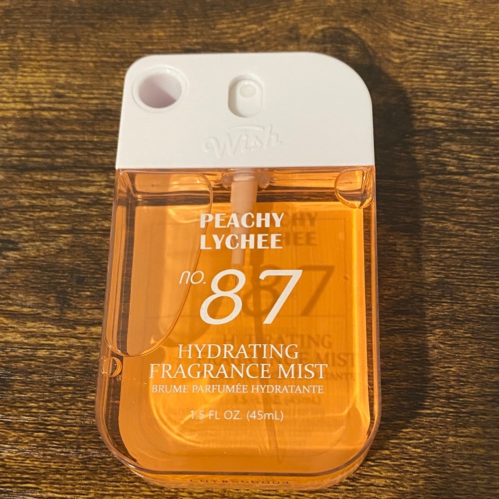 Peachy Lychee Hydrating Fragrance Mist - Orange